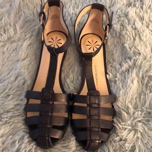 BEAUTIFUL NEW NAVY FISHERMAN ISSAC MIZRAHI LEATHER STRAP SHOES 8